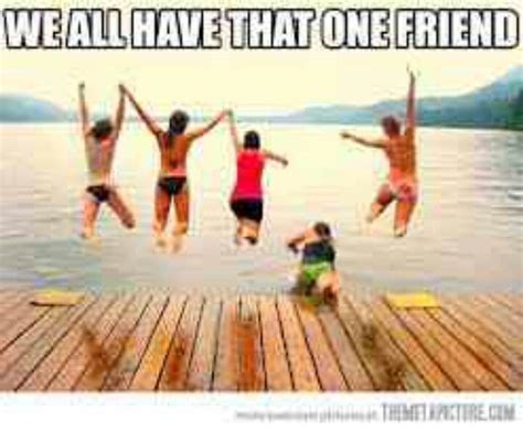 I'm tht 1 friend | Friend jokes, Friendship quotes funny, Friends funny