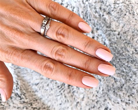 Squoval Nails Are the Most Flattering Nail Shape to Try This Year | Glamour