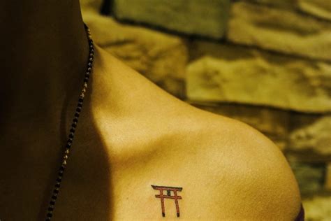 Pin by Kristina Perez on Tattoos | Torii gate, Tattoos, Tiny tattoos