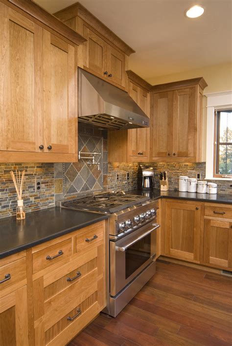 Kitchen Backsplash Ideas With Honey Oak Cabinets – Things In The Kitchen