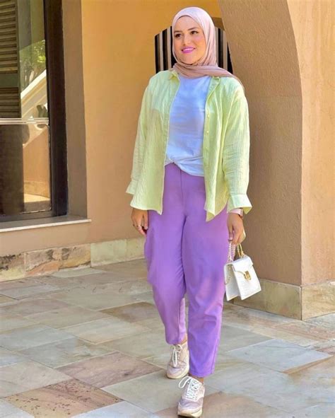 5 Summer Vacation Hijab Outfits for 2024 - EMMA