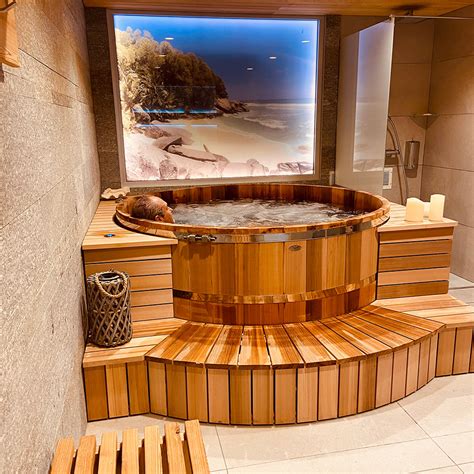 Espace détente avec jacuzzi sauna - Chalet Pleine Vue & Spa Chamonix