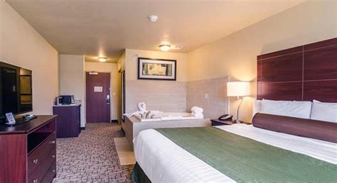 Cobblestone Inn & Suites in Oberlin, Kansas - Hotel Accomodations Oberlin, Kansas - Lodging ...