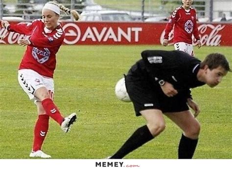 Funny Soccer Fails 12 Hd Wallpaper - Funnypicture.org