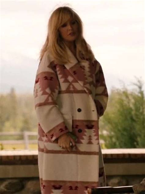 Kelly Reilly Yellowstone S05 Pink and White Coat - Victoria Jacket