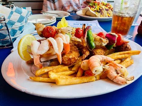 Flounder's Chowder House, Pensacola Beach - Menu, Prices & Restaurant Reviews - Tripadvisor