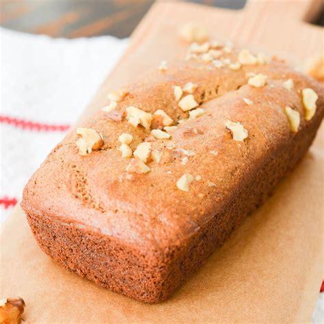 Step by step directions for the BEST easy Flourless Banana Bread! Gluten-free, dairy-free and ...