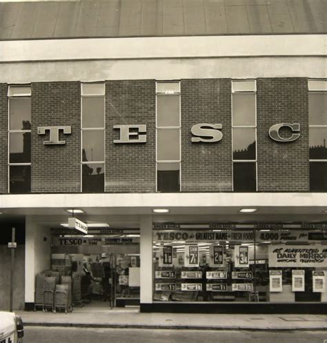 Old photos of Stourbridge town centre shops