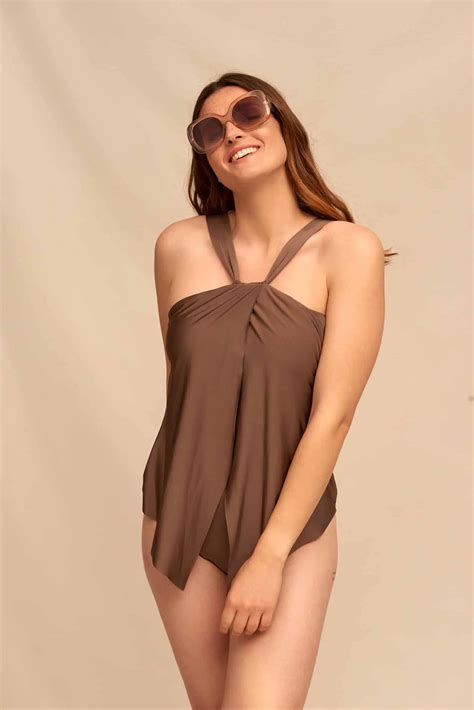 Ostomy Swimwear Petra | Best Ostomy Swimsuits For Women | SIIL Ostomy