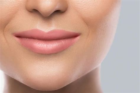 Tips to Prevent and Treat Upper Lip Wrinkles