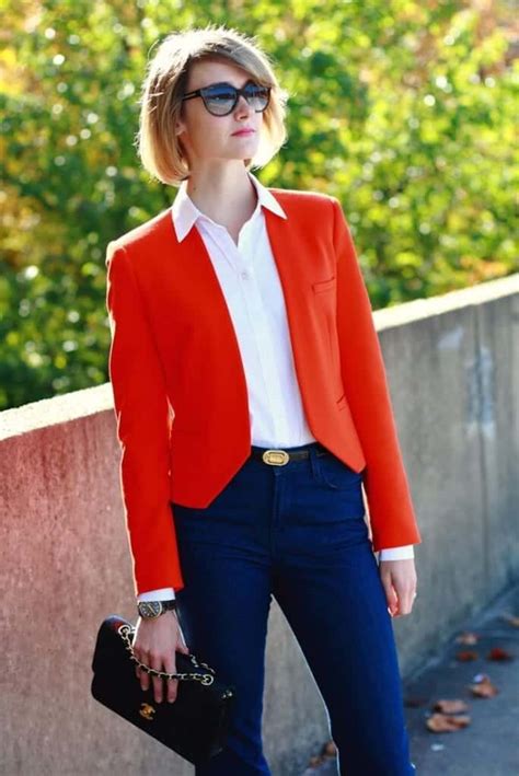 Red Outfits For Women-18 Chic Ways To Wear Red Outfits