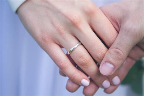 Premium Photo | Beautiful white gold wedding ring