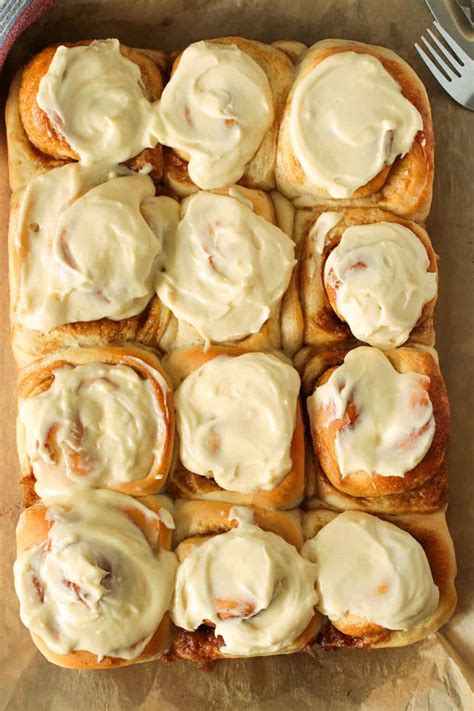 Cinnamon Rolls with Cream Cheese Icing | Woman Scribbles