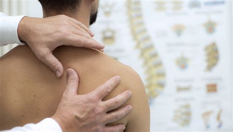 How to Treat a Sprained Shoulder: 5 Things You Can to Do for Recovery