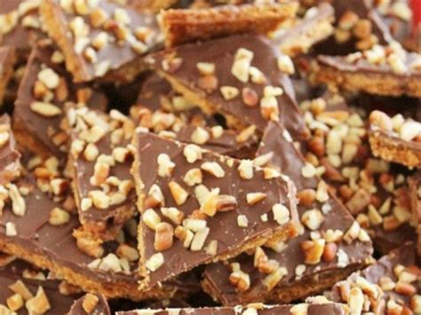 Chocolate Caramel Graham Crackers Recipe and Nutrition - Eat This Much