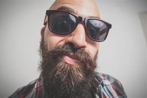 6 Best Beard Trimmers for Long Beards: Cordless, Corded, Professional ...