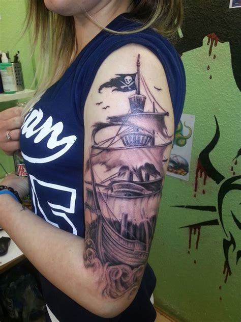 pirate ship tatoo :D - my own black pearl | Tatouage pirate, Tatouage ...