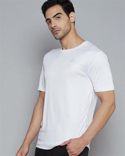 Buy Men's White Slim Fit T-shirt Online at Bewakoof