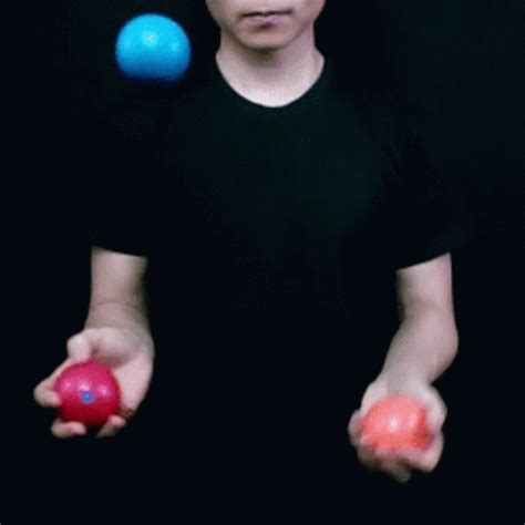 The Box Juggling GIF - TheBox Juggling 3BallJuggling - Discover & Share GIFs Circus Art ...