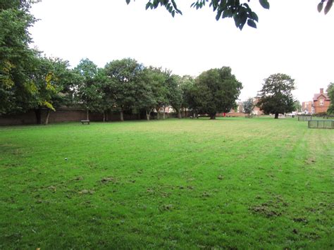 Wisbech News: March woman and Wisbech man caught having sex in Wisbech park