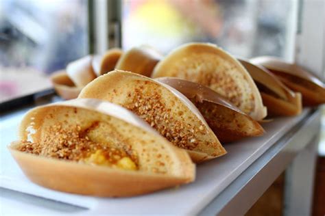 Apam Balik: The Popular Traditional Pancake Sold All Over Malaysia | The Ambitious Salted Fish