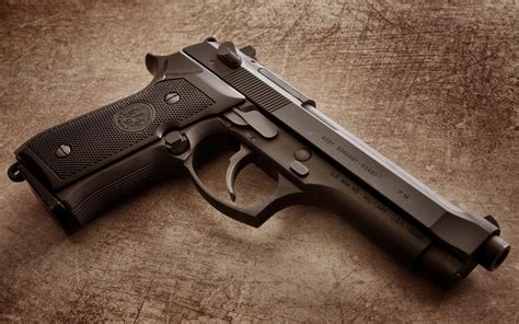 Beretta 92 Wallpaper