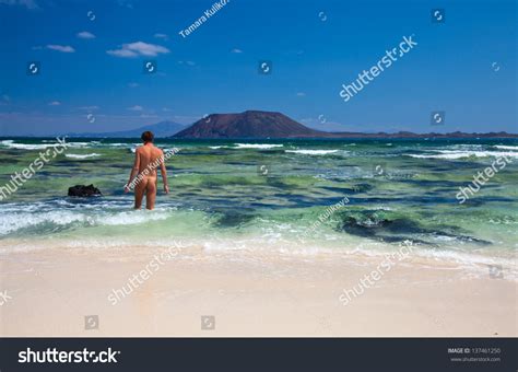 Male Naturist On Fuerteventura Corralejo Beaches Stock Photo 137461250 - Shutterstock