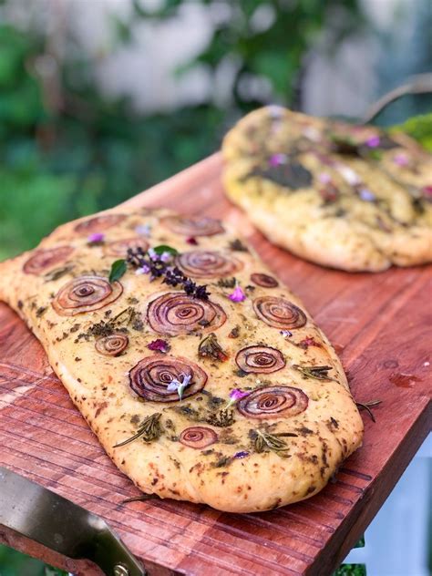 Garden Focaccia Bread | Herb and Garlic | Sustainable Holly ...