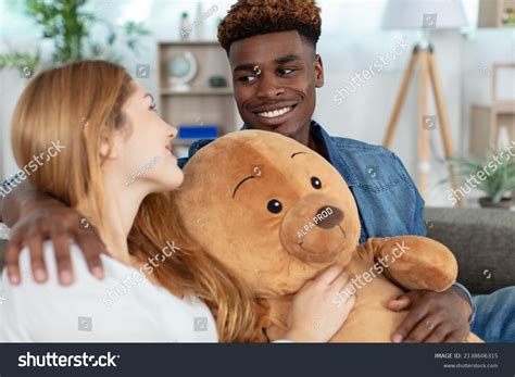 Young Couple Sat Giant Teddy Bear Stock Photo 2138606315 | Shutterstock