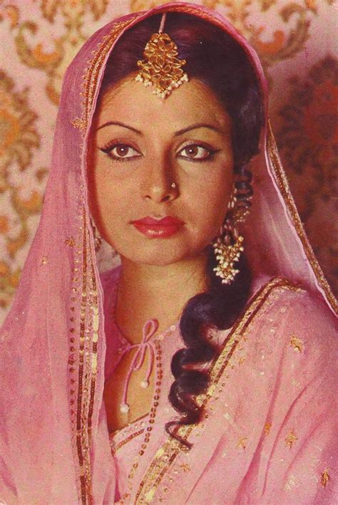 Rakhee Gulzar - Biography - IMDb