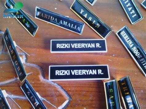 Papan Nama Akrilik Magnet Name Tag Pin Shopee Indonesia - Riset