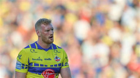 Warrington Wolves fans left fuming as prop forward named 18th man ...