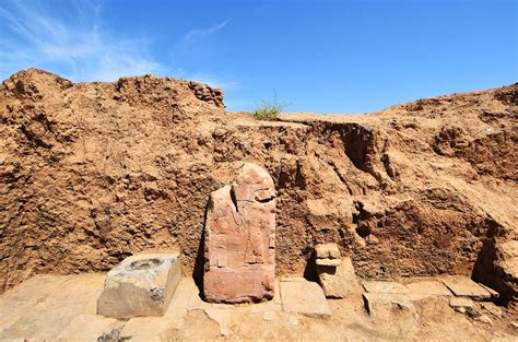 Ancient city razed by IS group yields new artifacts from the rubble | Science | AAAS