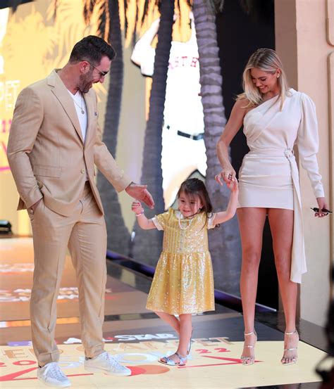 Kate Upton, Justin Verlander bring daughter Genevieve, 3, to MLB red carpet