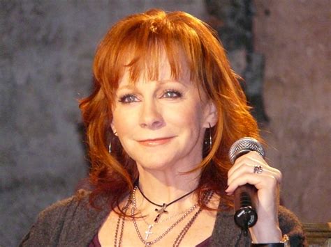 ABC Picks Up Reba McEntire’s New Show ‘Malibu Country’ | Stardom ... | Reba mcentire, Country ...