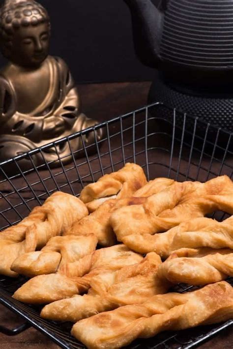 Mongolian Butter Cookies (Boortsog) | Recipe | Food, Butter cookies, Recipes