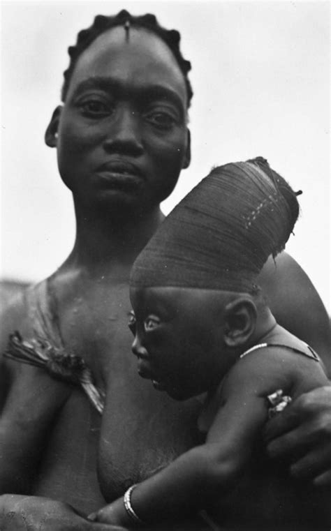 To have an elongated head was an ideal of beauty among the Mangbetu ...