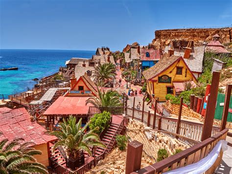 Por qué Popeye Village Malta debe estar en su itinerario - Azure Golden ...