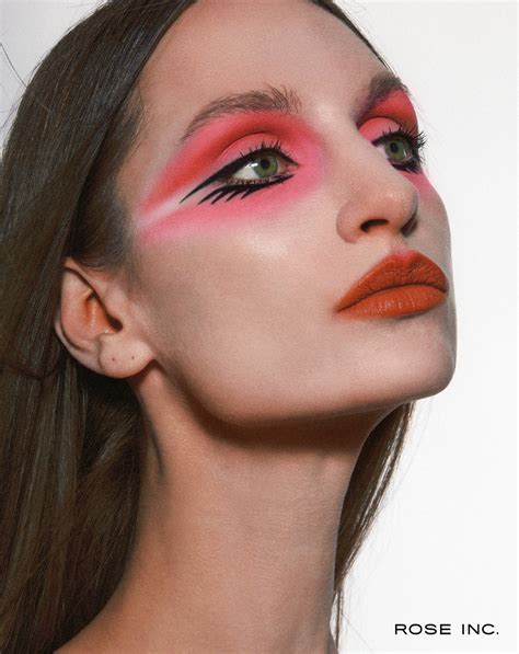 Futuristic Makeup Look | Saubhaya Makeup