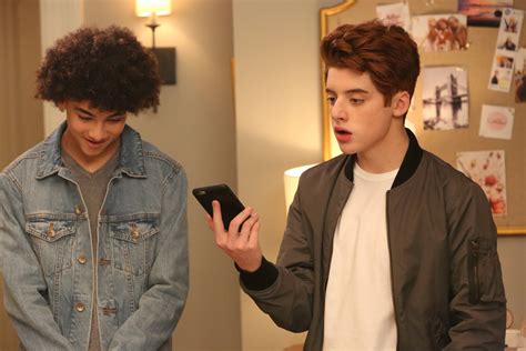 ‘The Mick’: Thomas Barbusca, Carla Jimenez React To Show’s Cancellation | IBTimes