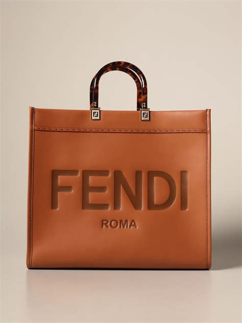 Fendi Tote Purse | semashow.com