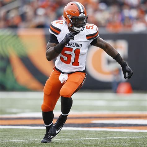 Jamie Collins, Patriots Agree to Contract After Browns Release | News ...