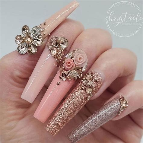 Bling Nails Trend: What It Is And How To Follow It – Expert View