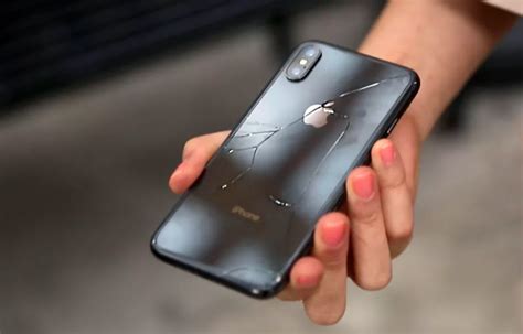 The iPhone X cracked on the first drop - CBS News