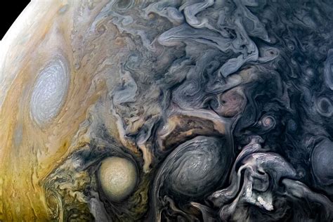 Lightning reveals where Jupiter stores its ‘missing’ water | New Scientist