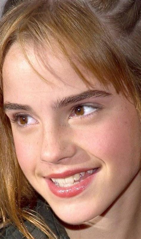 1200x2040 Resolution Emma Watson Laughing Seen 1200x2040 Resolution Wallpaper - Wallpapers Den