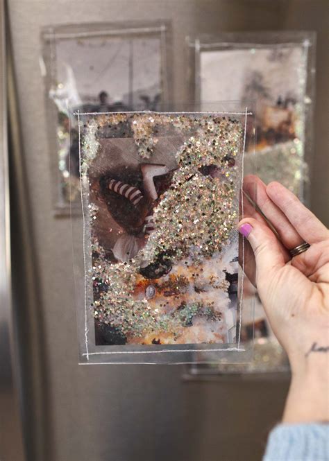 DIY Glitter Photo Frames | Glitter diy, Glitter picture frames, Glitter photo