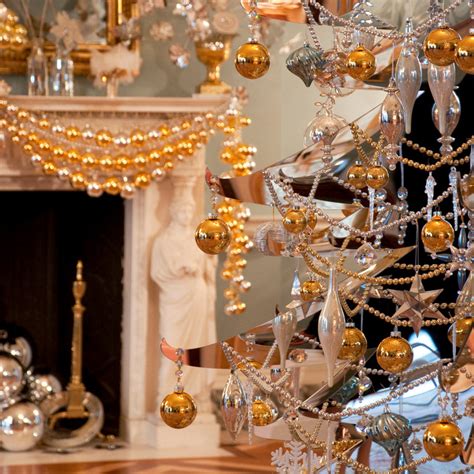 Top 5 Christmas 2022 Decorating Trends - Christmas.com