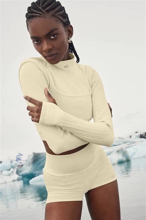 Best Activewear Brands in 2023 to Know and Shop | Vogue