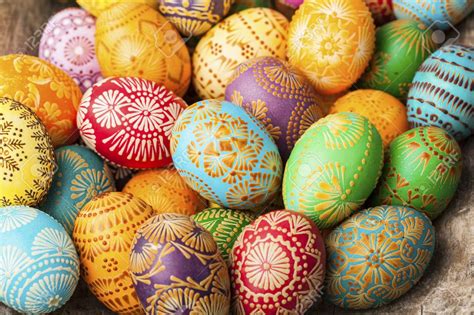 ¿Cómo inició la tradición de los huevos de pascua? – CABALLEROS DE LA ...